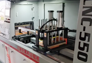 550CNC-β
